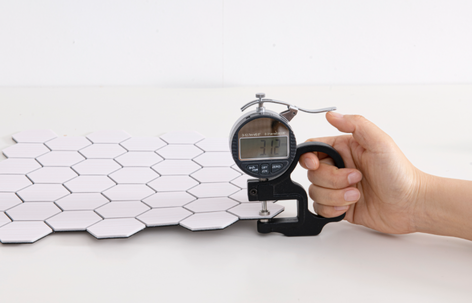 สติ๊กเกอร์ติดผนังลายโมเสคหกเหล - Pvc Panel Background บทวิจารณ์และราคา